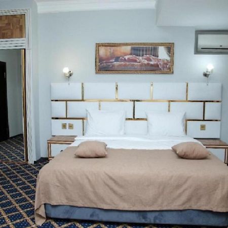 Bey Hotel Баку Екстериор снимка