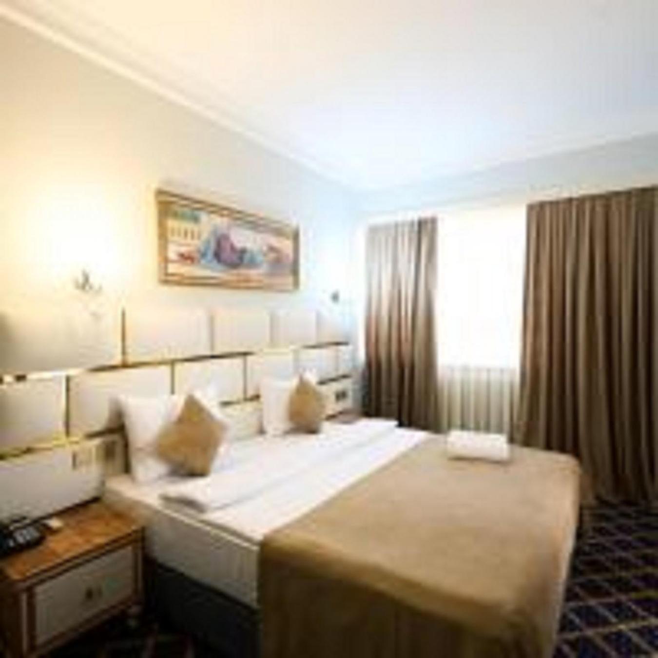 Bey Hotel Баку Екстериор снимка